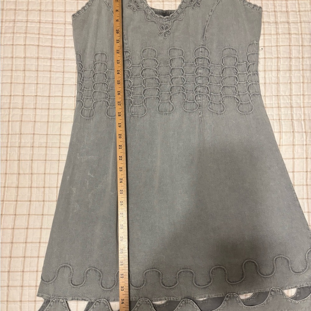 Embroidered Sleeveless Dress - Picture 11 of 12